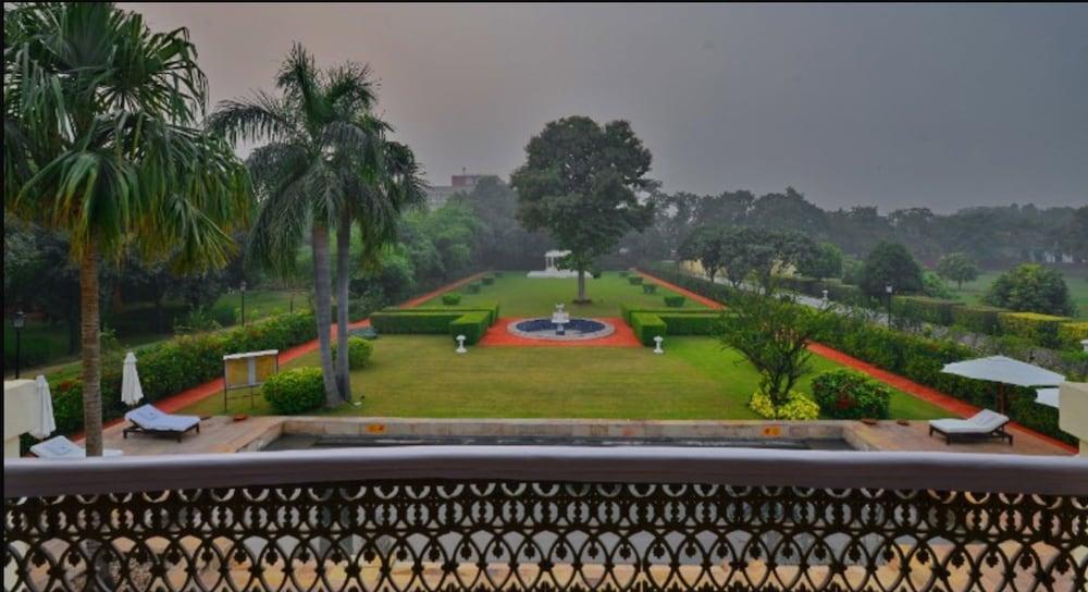 Taj Nadesar Palace Váránasí Exteriér fotografie
